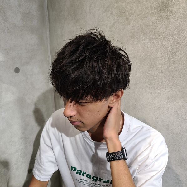 美容室で学生向けのメンズカットを行っております